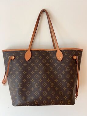 Louis Vuitton Monogram Neverfull w/Pouch MM
